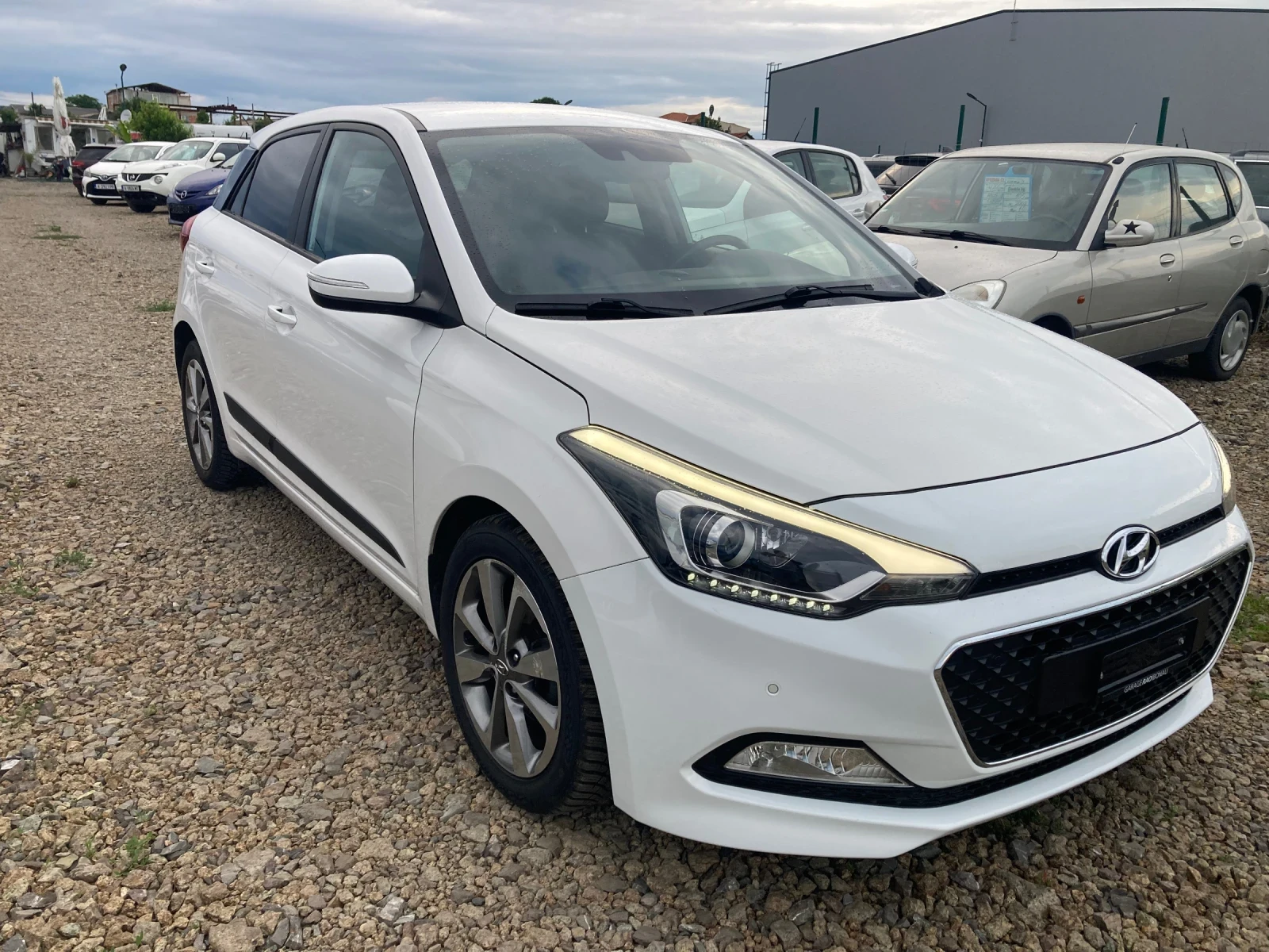 Hyundai I20 1.4Automat, снимка 3 - Автомобили и джипове - 54890675