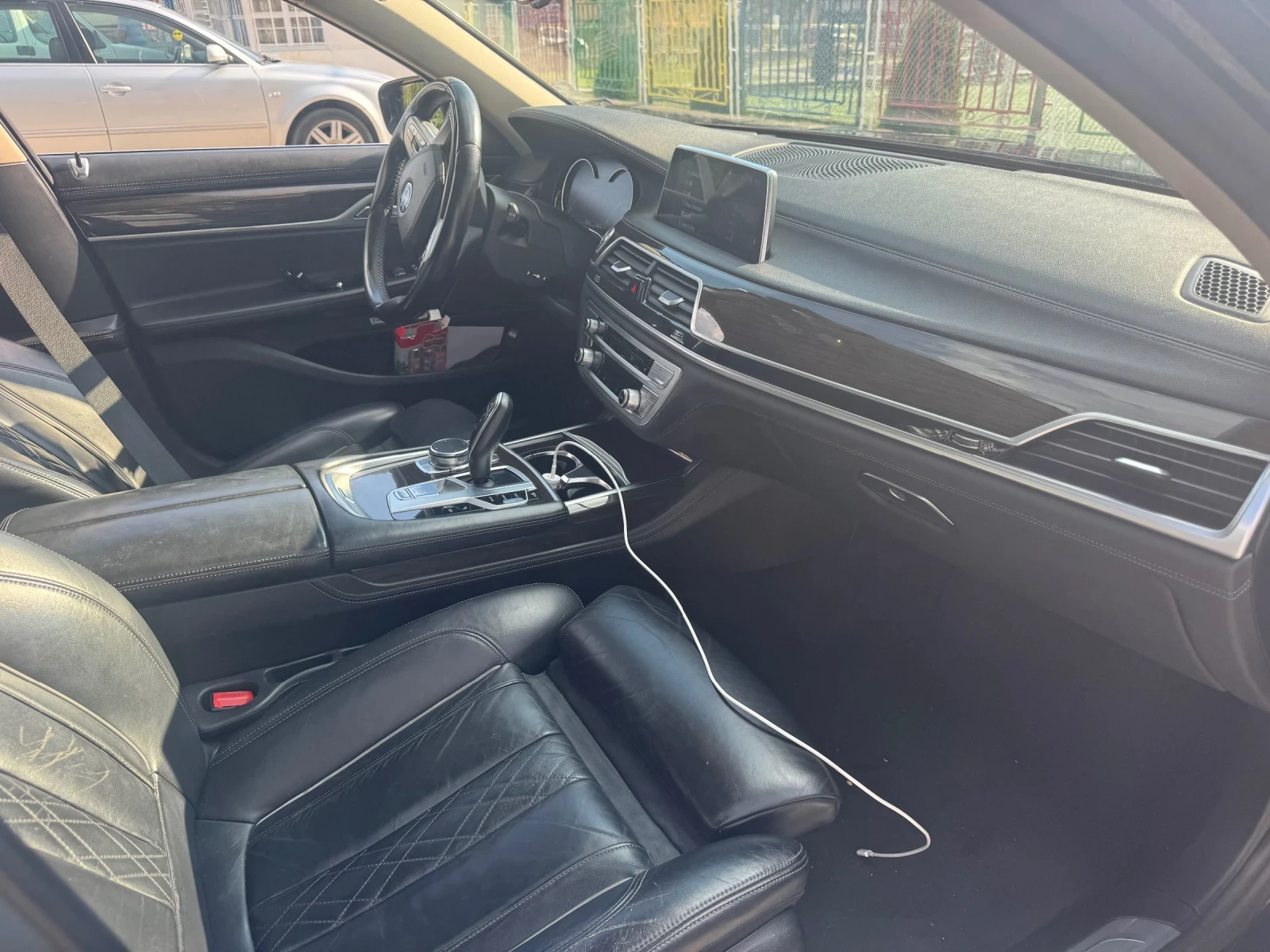 BMW 740, снимка 9 - Автомобили и джипове - 56188088