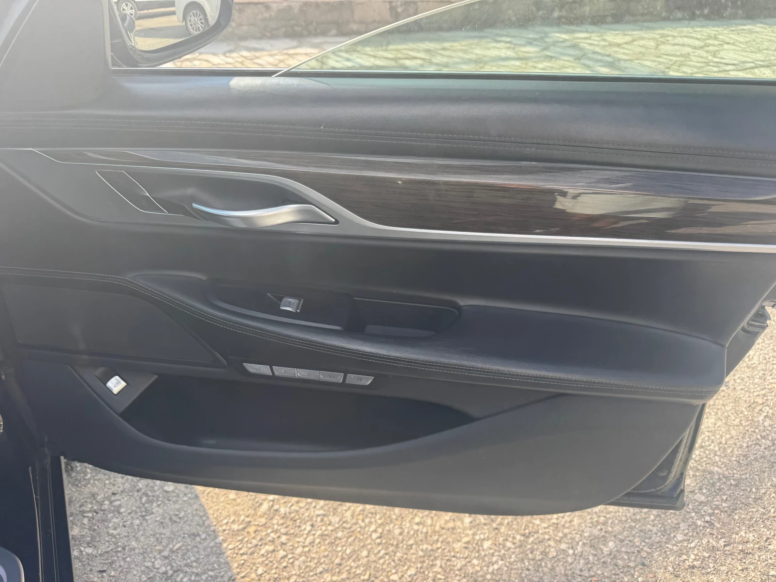 BMW 740, снимка 13 - Автомобили и джипове - 56188088