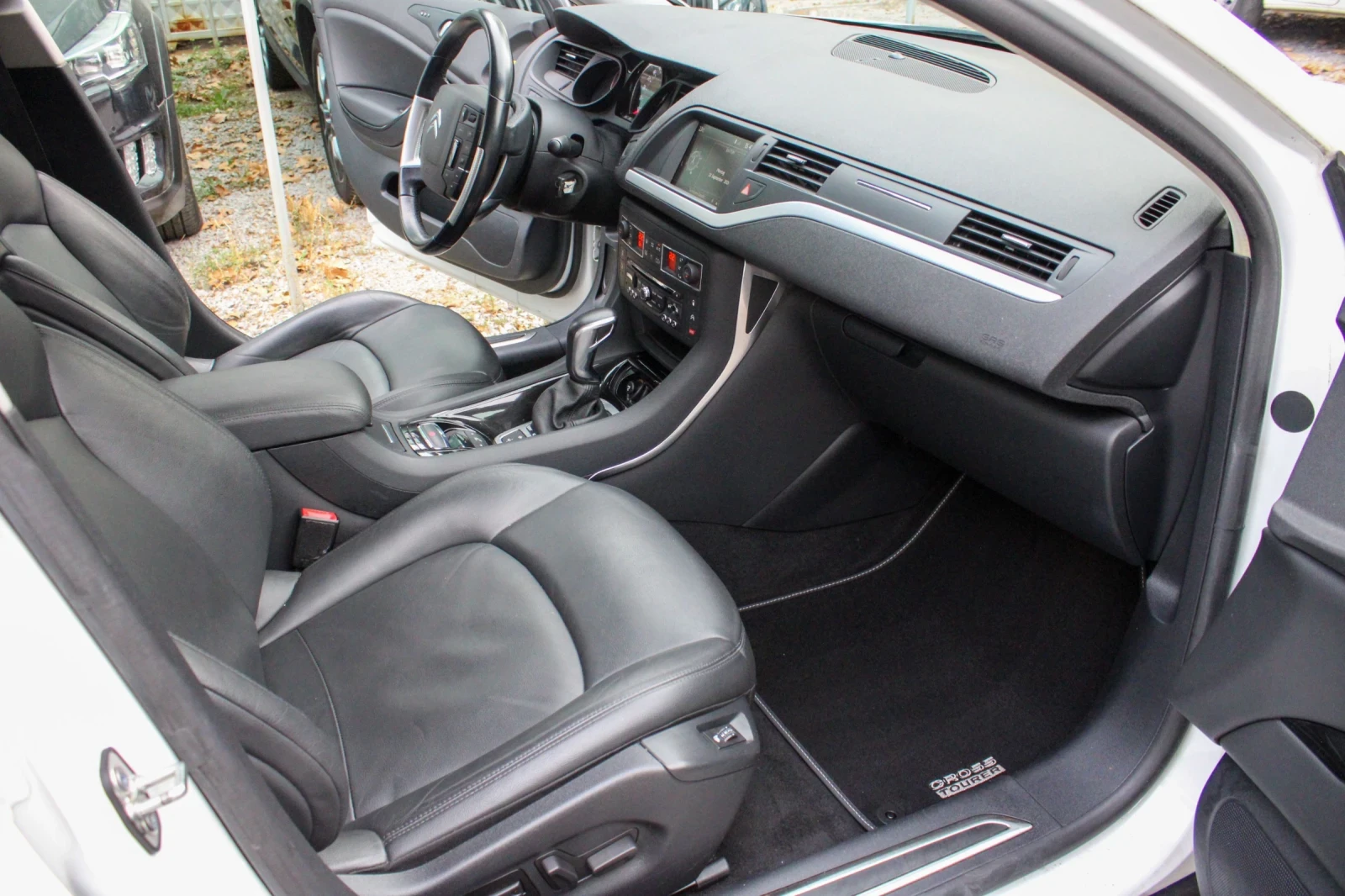 Citroen C5 2.2 HDI CROSS TOURER, снимка 11 - Автомобили и джипове - 56202851