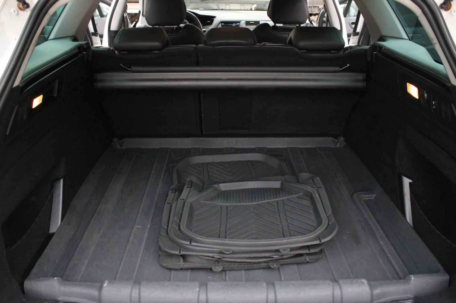 Citroen C5 2.2 HDI CROSS TOURER, снимка 17 - Автомобили и джипове - 56202851