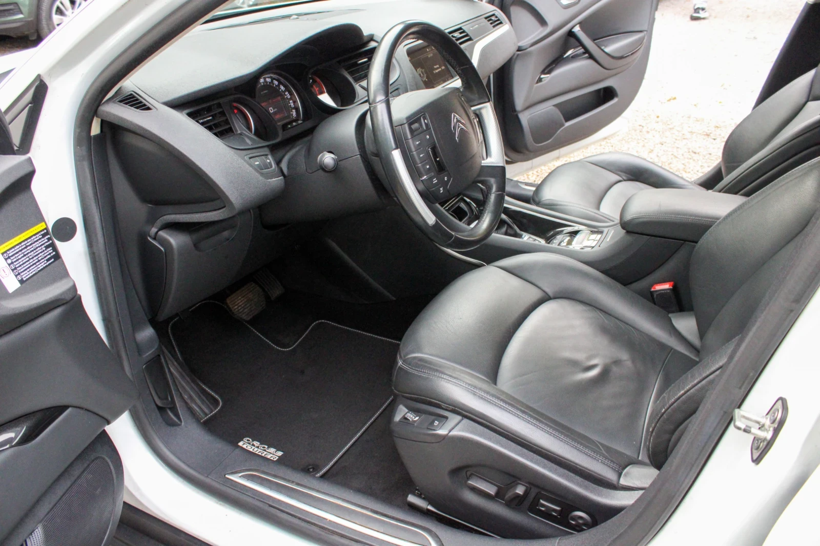 Citroen C5 2.2 HDI CROSS TOURER, снимка 9 - Автомобили и джипове - 56202851