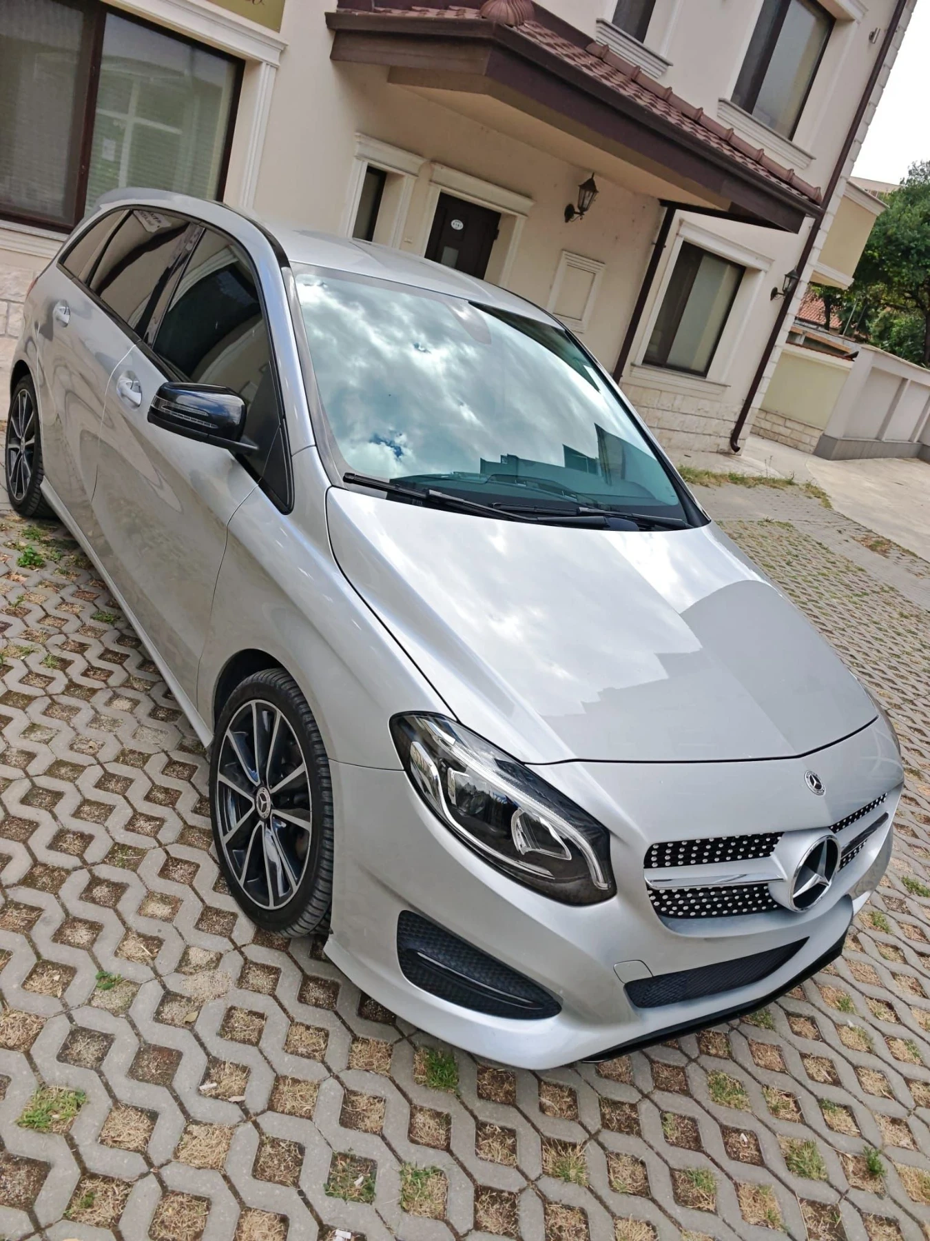 Mercedes-Benz B 200, снимка 2 - Автомобили и джипове - 56207848