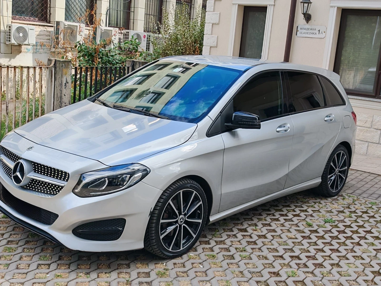 Mercedes-Benz B 200, снимка 7 - Автомобили и джипове - 56207848