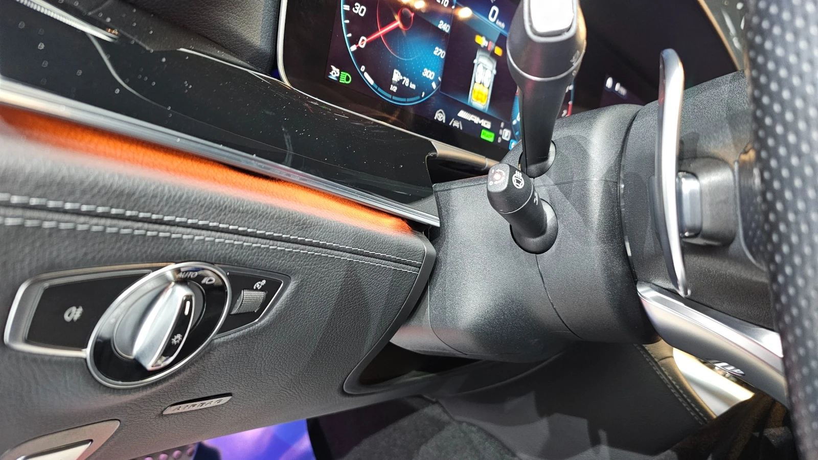 Mercedes-Benz AMG GT 43 4MATIC+ | HUD | 360 , снимка 11 - Автомобили и джипове - 56225627