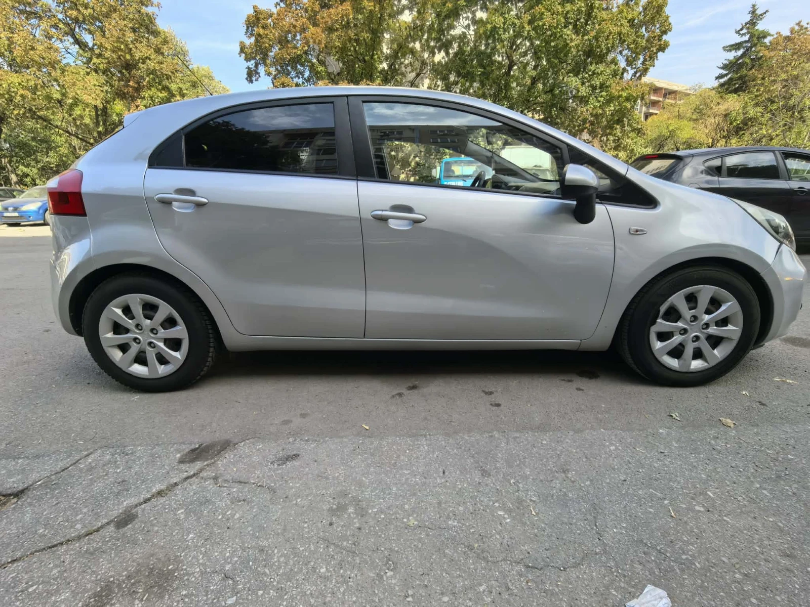 Kia Rio ����� ��������� | Mobile.bg � ����������� 8