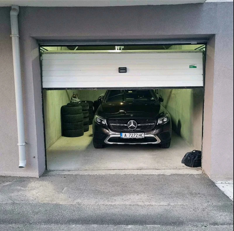 Mercedes-Benz GLC 250, снимка 2 - Автомобили и джипове - 51057443