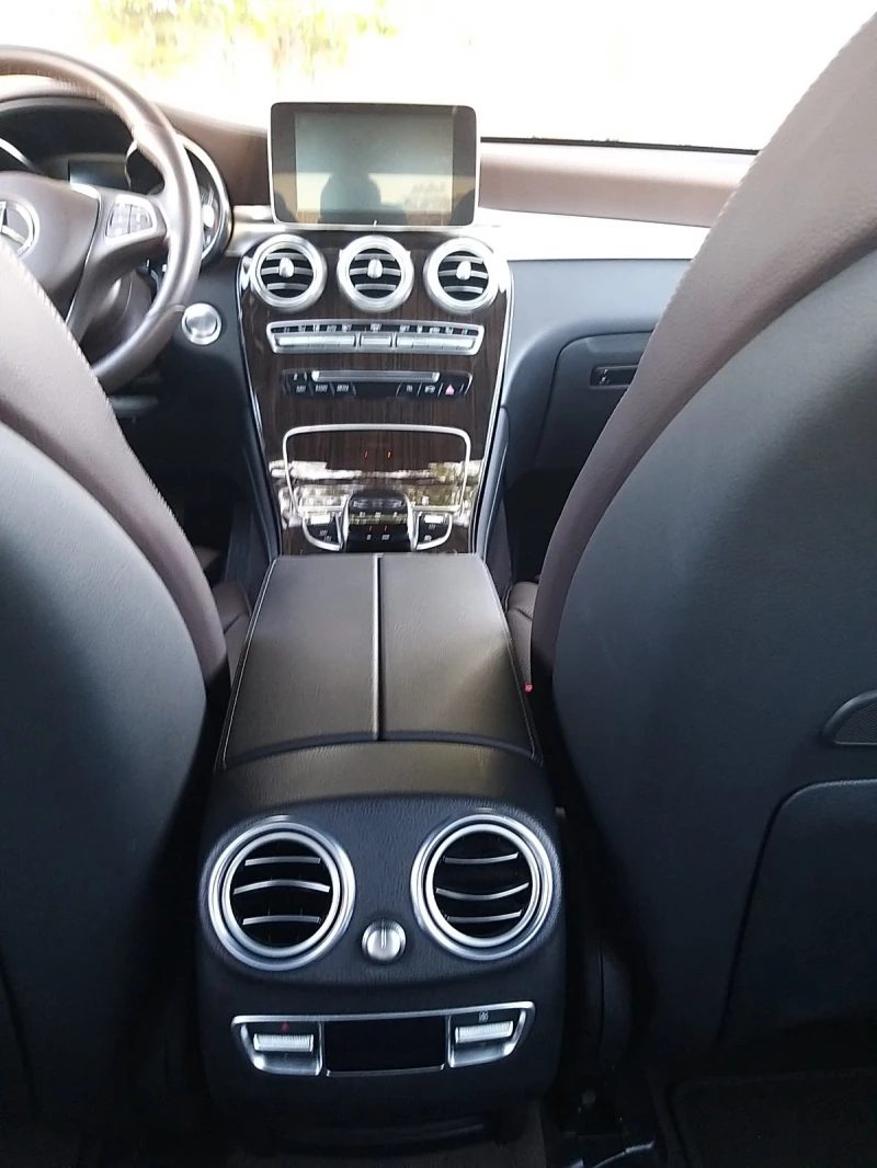 Mercedes-Benz GLC 250, снимка 9 - Автомобили и джипове - 51057443