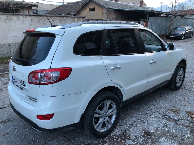 Hyundai Santa fe 2.2 (7 МЕСТА) | NAVI | KAMERA | 4x4, снимка 7 - Автомобили и джипове - 48445991