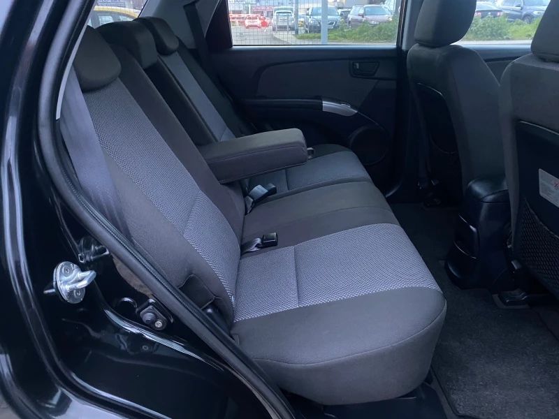 Kia Sportage 2.0i-140kc.4x4-72000km., снимка 11 - Автомобили и джипове - 52668913