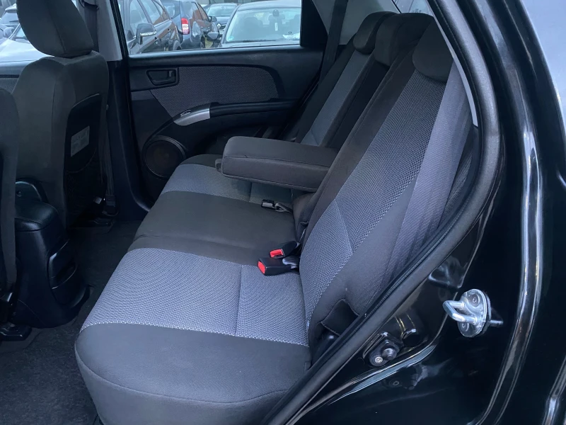 Kia Sportage 2.0i-140kc.4x4-72000km., снимка 12 - Автомобили и джипове - 52668913