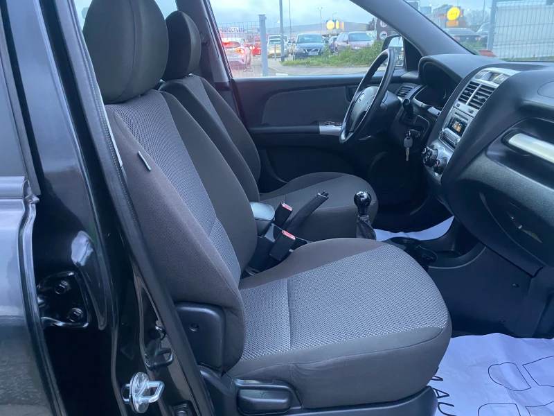 Kia Sportage 2.0i-140kc.4x4-72000km., снимка 10 - Автомобили и джипове - 52668913