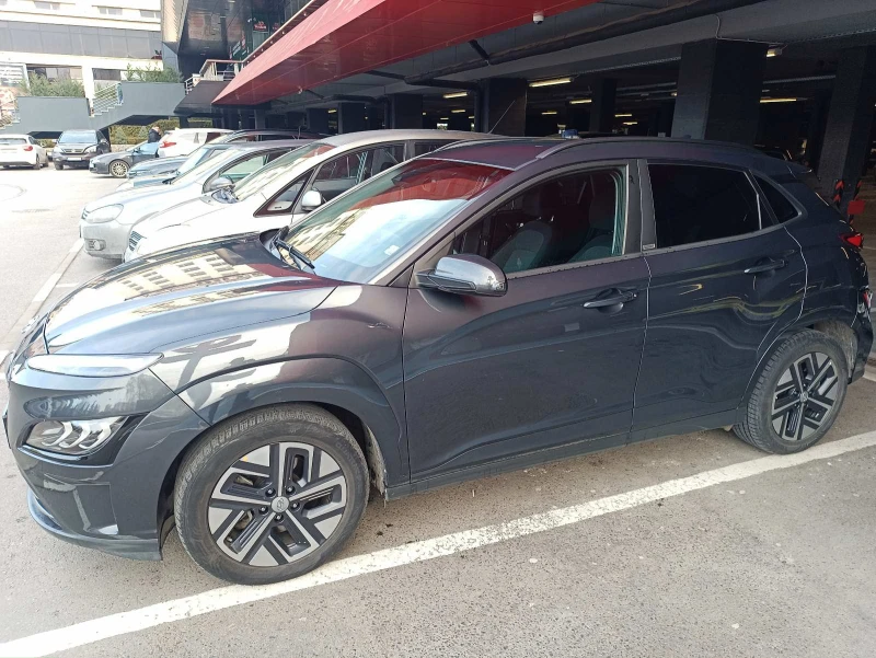 Hyundai Kona 64kWh, снимка 8 - Автомобили и джипове - 53171874