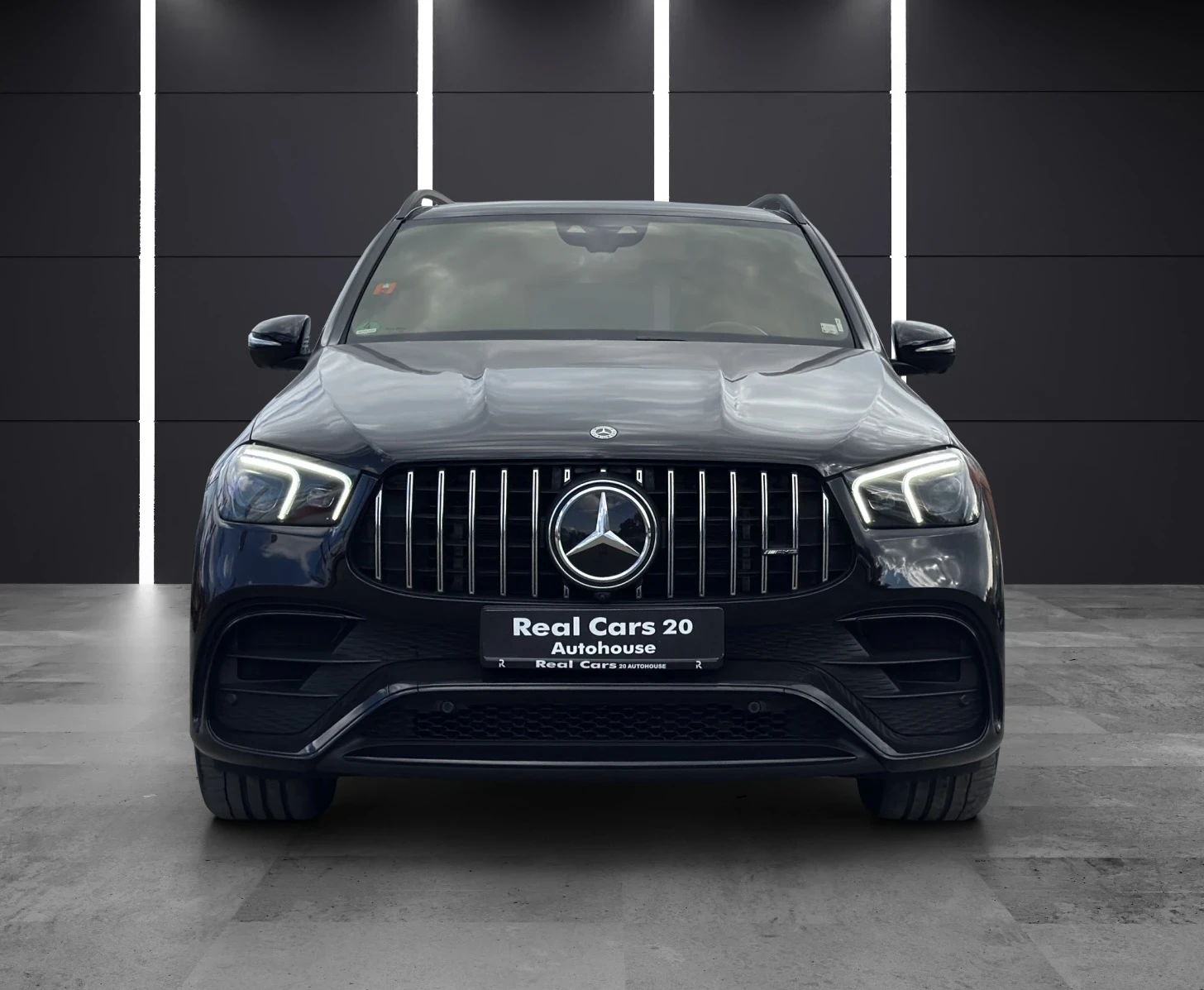 Mercedes-Benz GLE 63 S AMG * EXCLUSIVE* BURMESTER* HEAD UP* PANO* NIGHT PACK - изображение 2