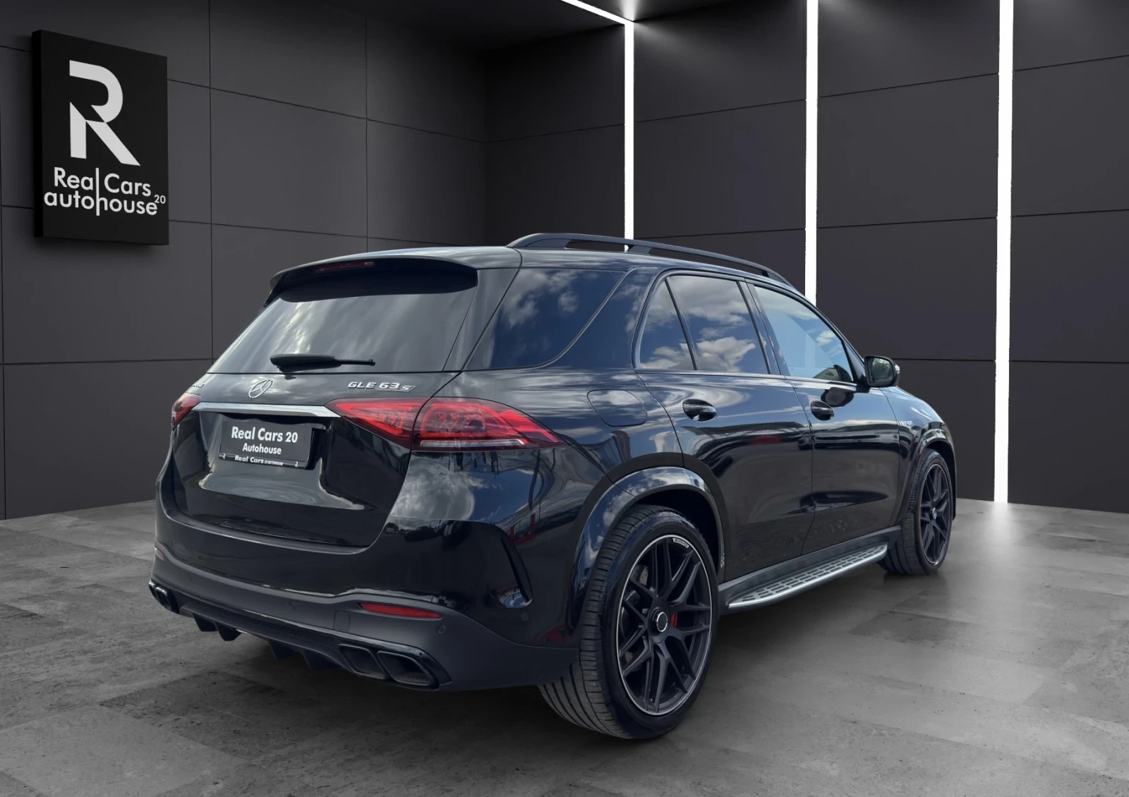 Mercedes-Benz GLE 63 S AMG * EXCLUSIVE* BURMESTER* HEAD UP* PANO* NIGHT PACK - изображение 5