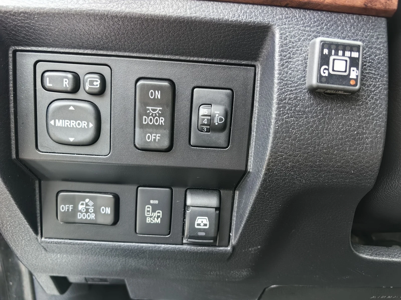 Toyota Tundra 5.7* LIMITED1974* БЕНЗИН/ГАЗ* FACE* 4x4* ТОП - изображение 10