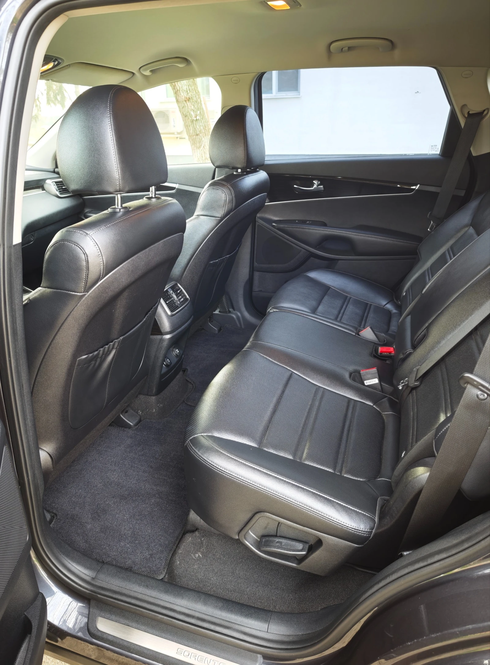 Kia Sorento 2.0 CRDI 4x4 - 7 ����� ! - ������� �������� ! | Mobile.bg � ����������� 16