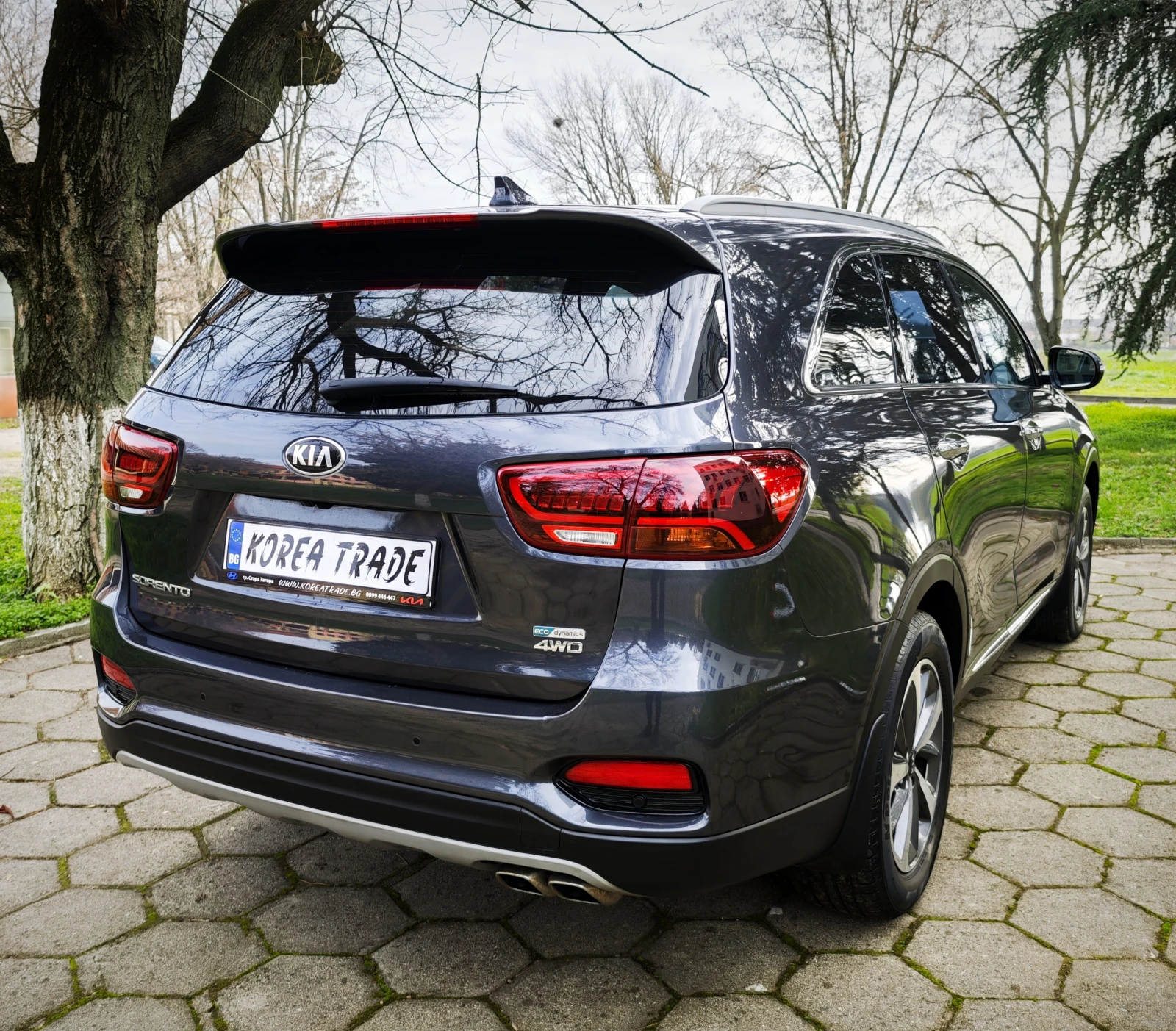Kia Sorento 2.0 CRDI 4x4 - 7 МЕСТА ! - КОЛЕДНА ПРОМОЦИЯ ! - изображение 4