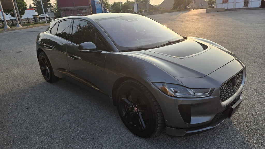 Jaguar I-Pace SE 4dr All-wheel Drive Sport Utility Automatic - изображение 2