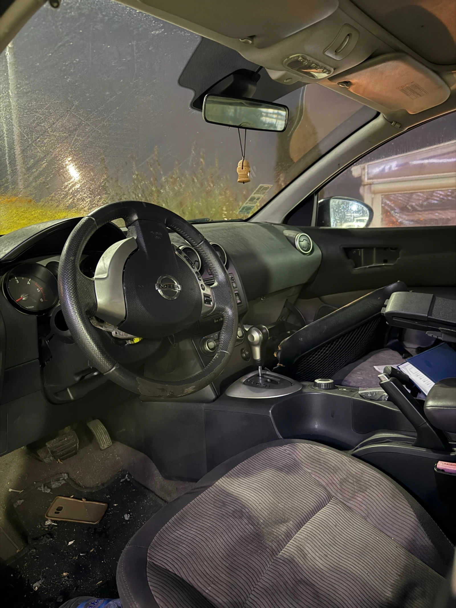 Nissan Qashqai, снимка 5 - Автомобили и джипове - 54005391