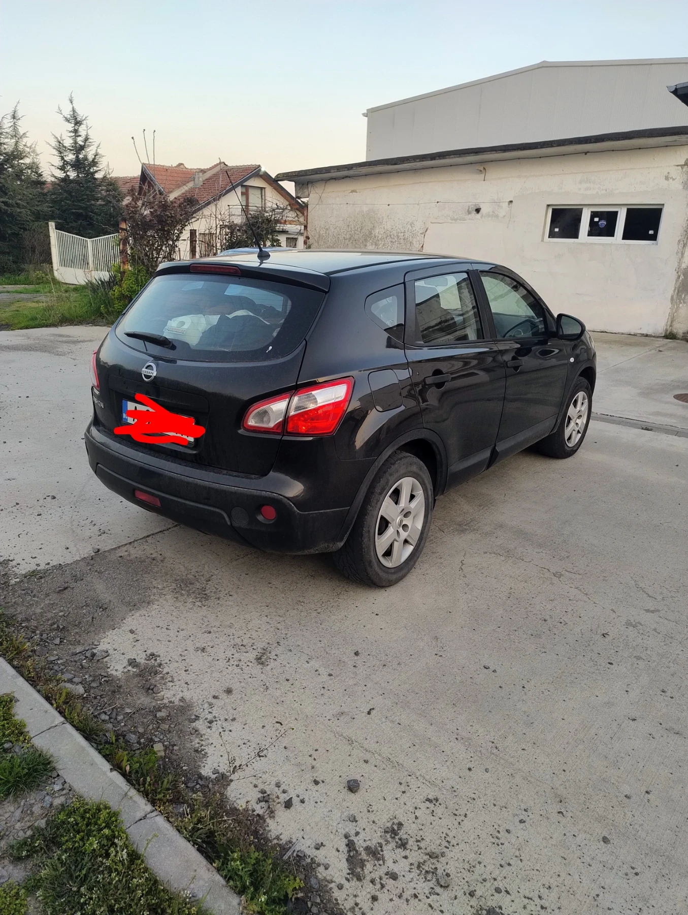 Nissan Qashqai 1.6 i, снимка 3 - Автомобили и джипове - 54274379