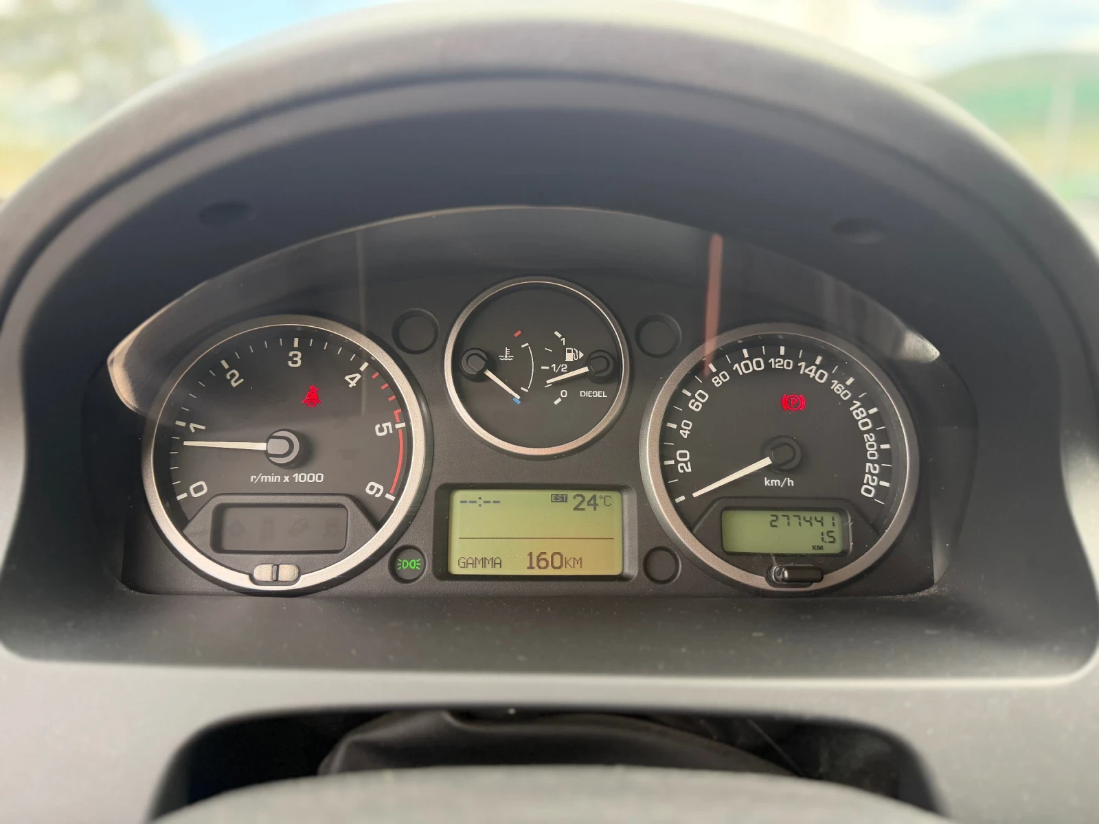 Land Rover Freelander 2.2TD4-150hp/4x4/FaceLift/, снимка 14 - Автомобили и джипове - 54604264