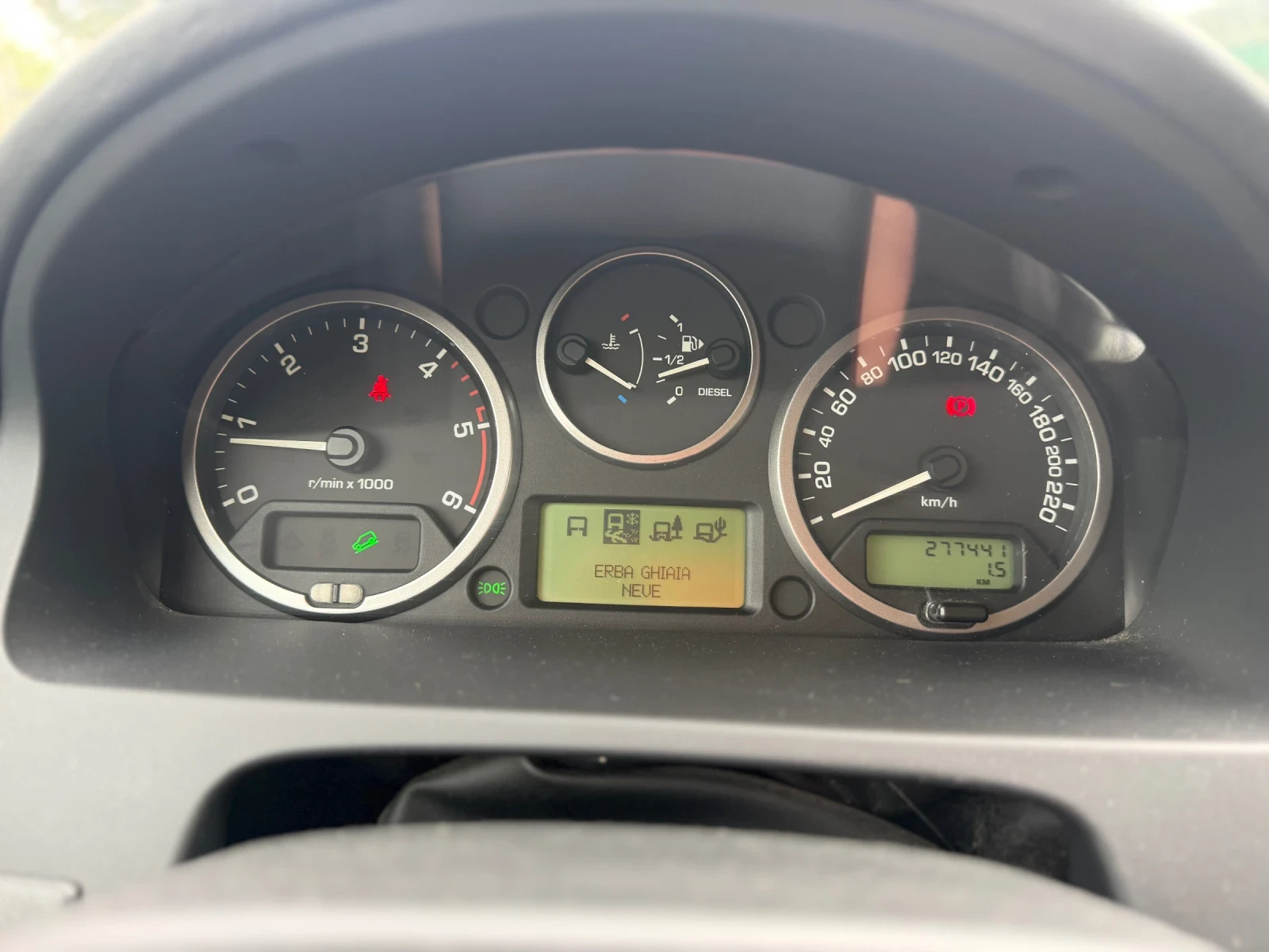 Land Rover Freelander 2.2TD4-150hp/4x4/FaceLift/, снимка 12 - Автомобили и джипове - 54604264