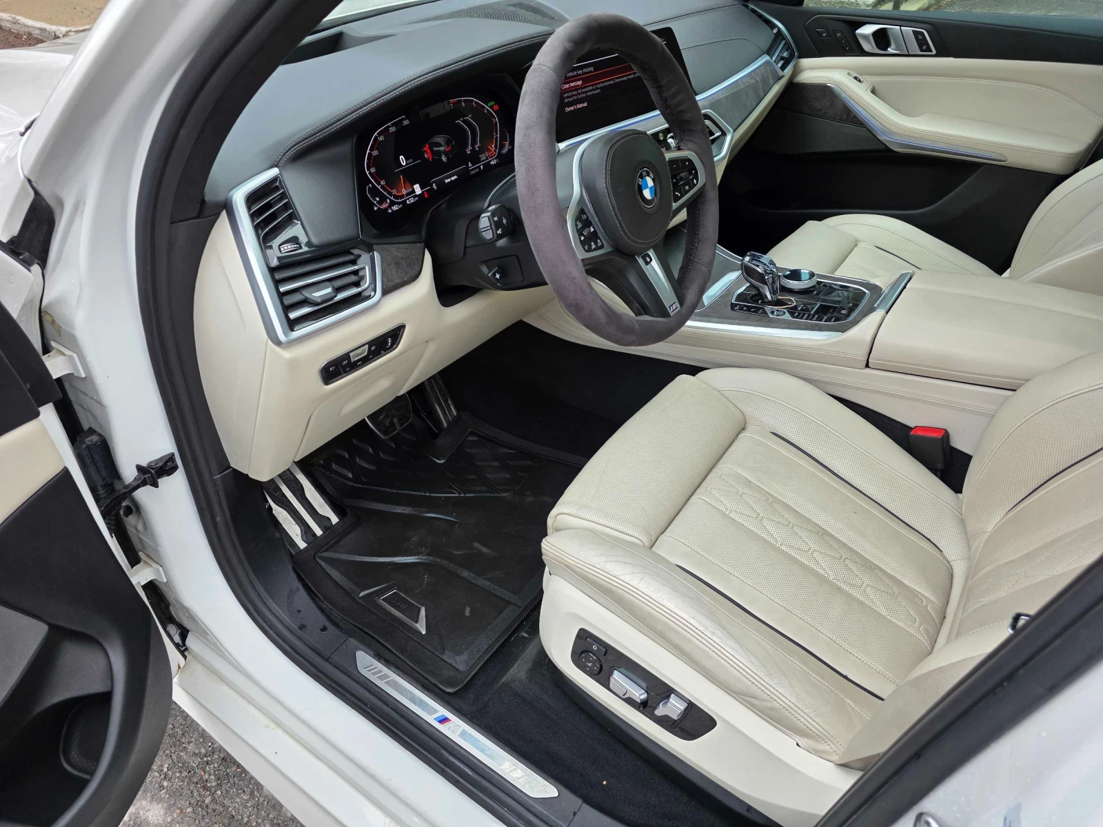 BMW X5 ДИСТРОНИК * ОБДУХВАНЕ * SKY LOUNGE * SWAROVSKI, снимка 7 - Автомобили и джипове - 54622811