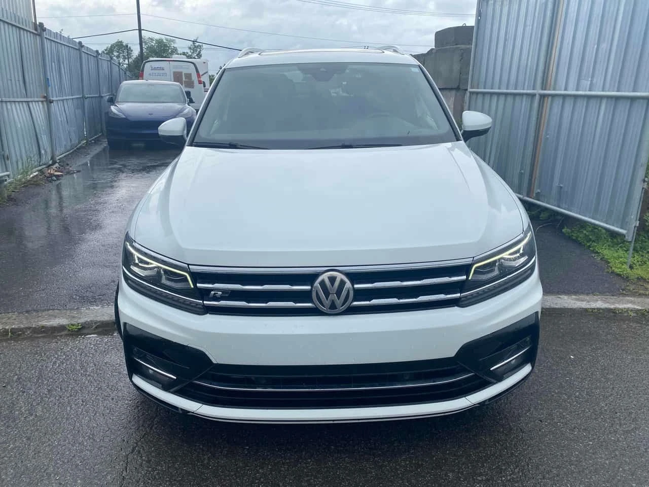 VW Tiguan * Highline * CARFAX * ОПЦИЯ ЗА ФИНАНСИРАНЕ, снимка 6 - Автомобили и джипове - 54963309
