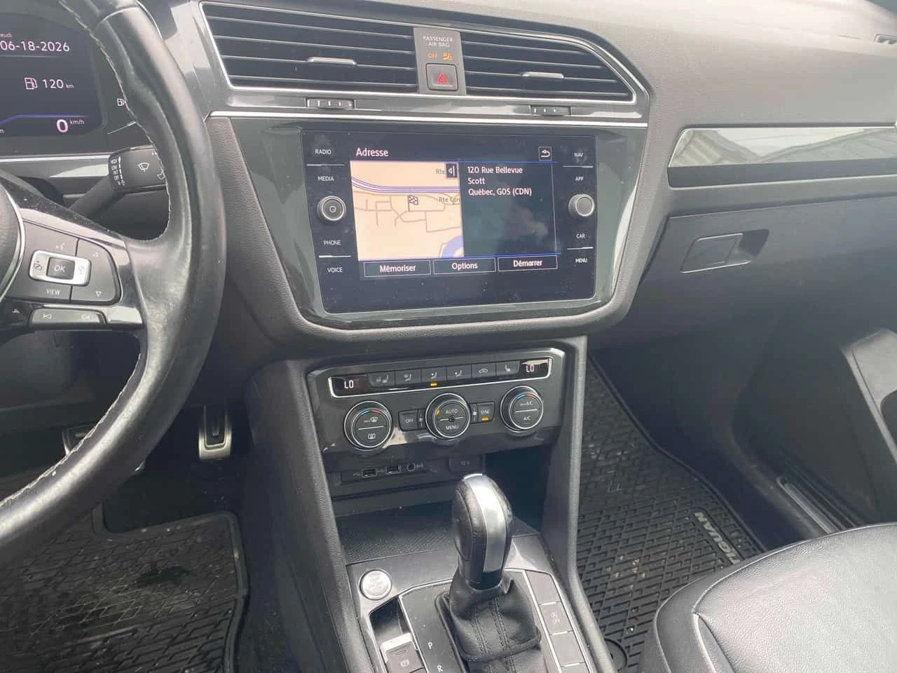 VW Tiguan * Highline * CARFAX * ОПЦИЯ ЗА ФИНАНСИРАНЕ, снимка 9 - Автомобили и джипове - 54963309