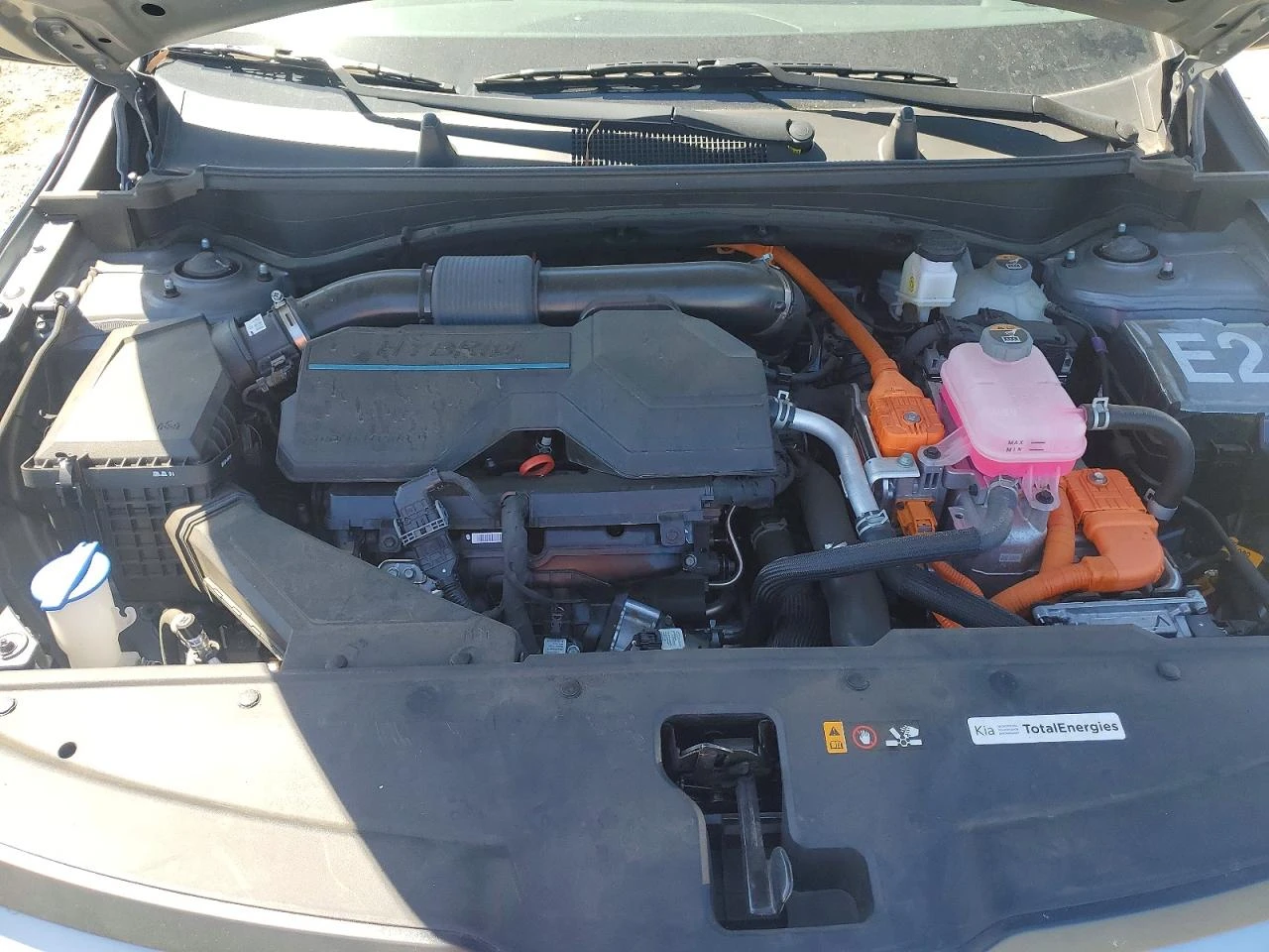 Kia Sportage 1.6l Lx, снимка 11 - Автомобили и джипове - 55074155