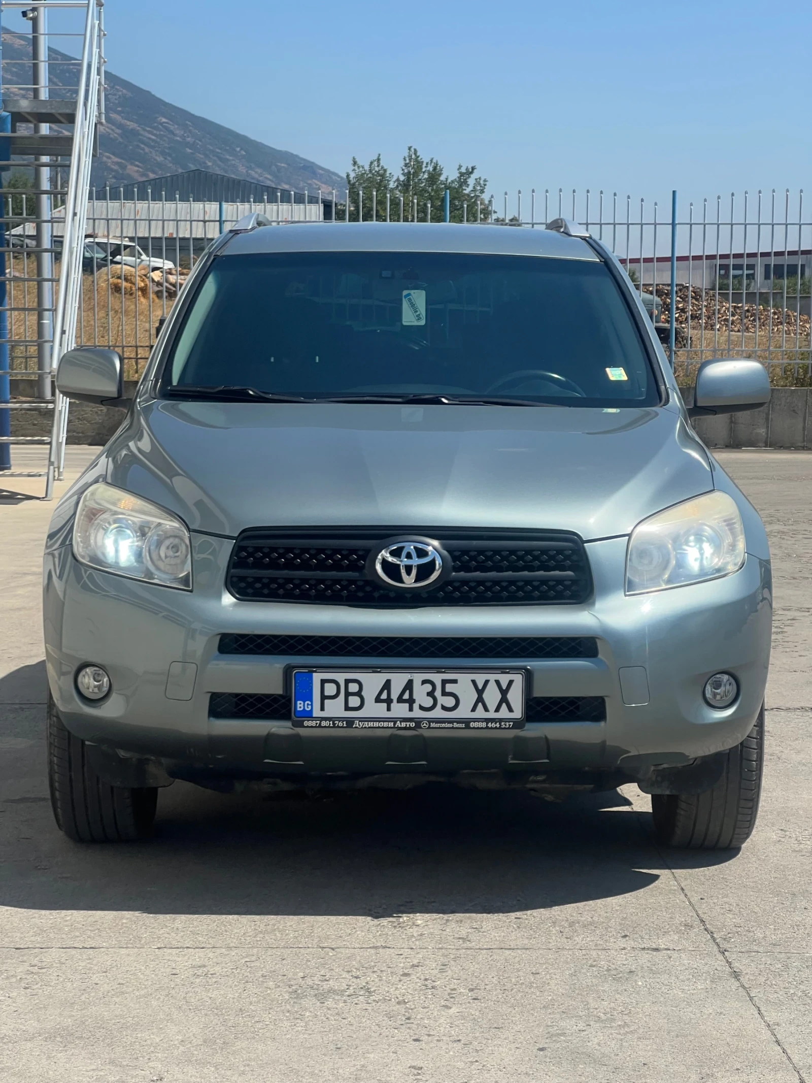 Toyota Rav4 4x4 / 2.0VVT-i / Газ , снимка 2 - Автомобили и джипове - 55738167