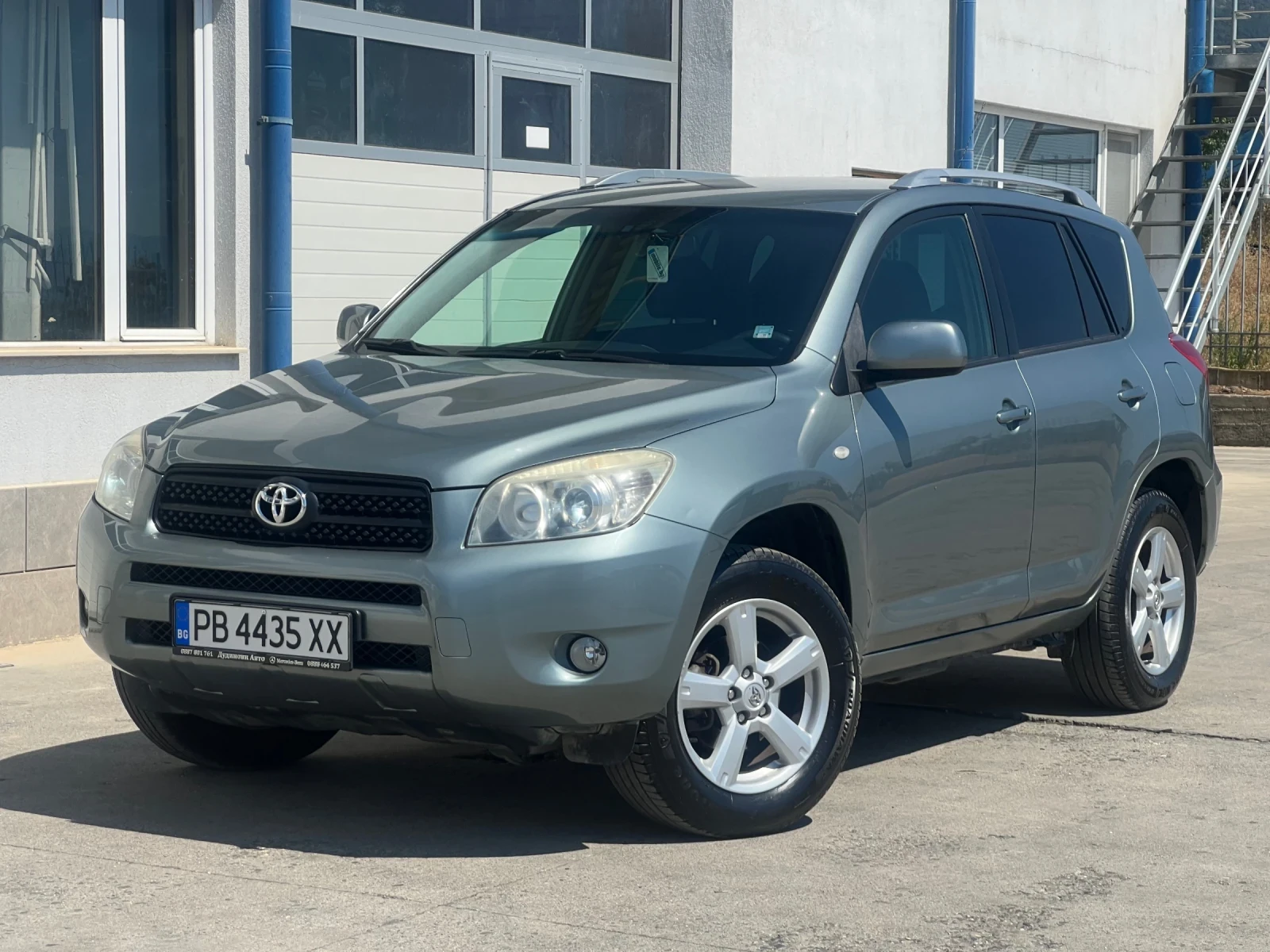 Toyota Rav4 4x4 / 2.0VVT-i / Газ , снимка 3 - Автомобили и джипове - 55738167