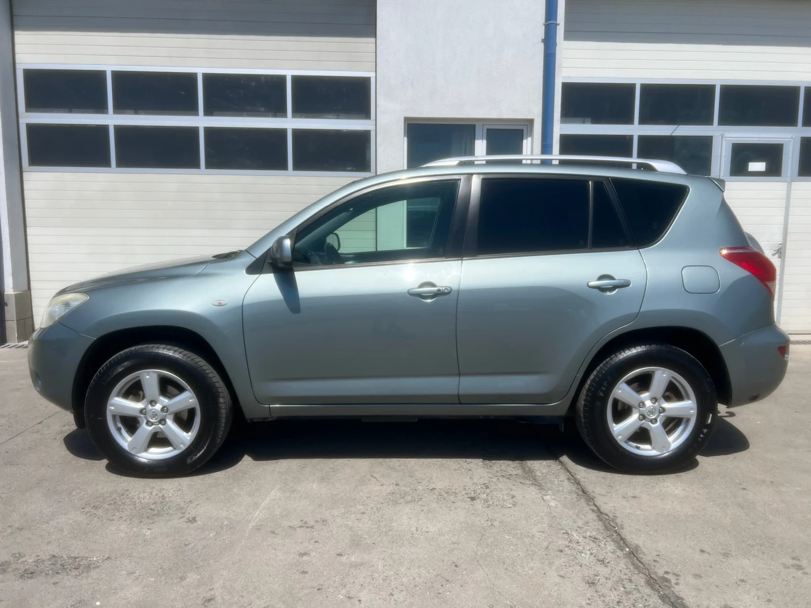 Toyota Rav4 4x4 / 2.0VVT-i / Газ , снимка 4 - Автомобили и джипове - 55738167