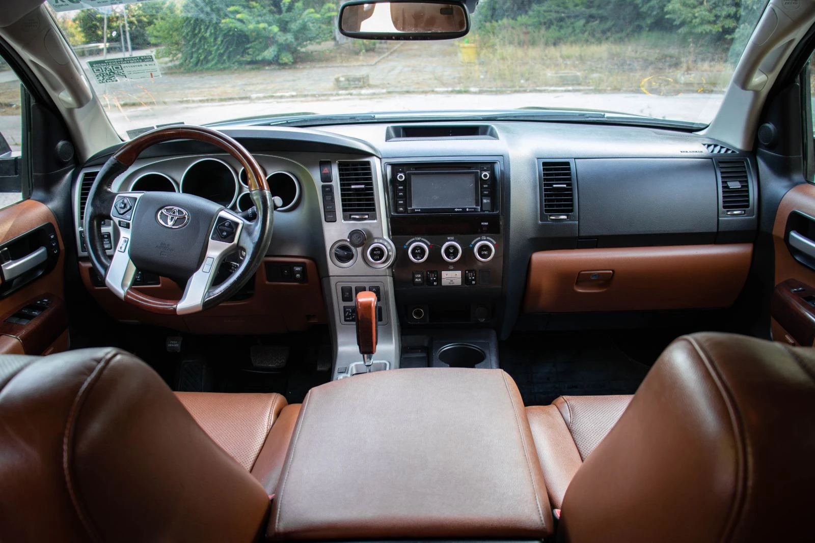Toyota Sequoia 5.7FLEX FUEL , снимка 11 - Автомобили и джипове - 56198556
