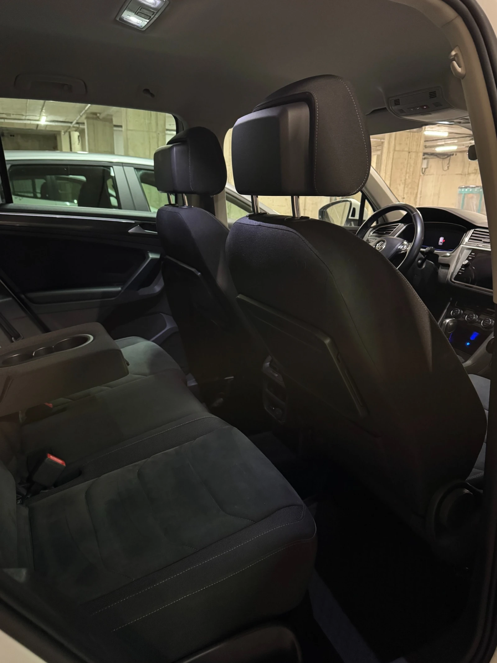 VW Tiguan 4MOTION, снимка 14 - Автомобили и джипове - 56250856
