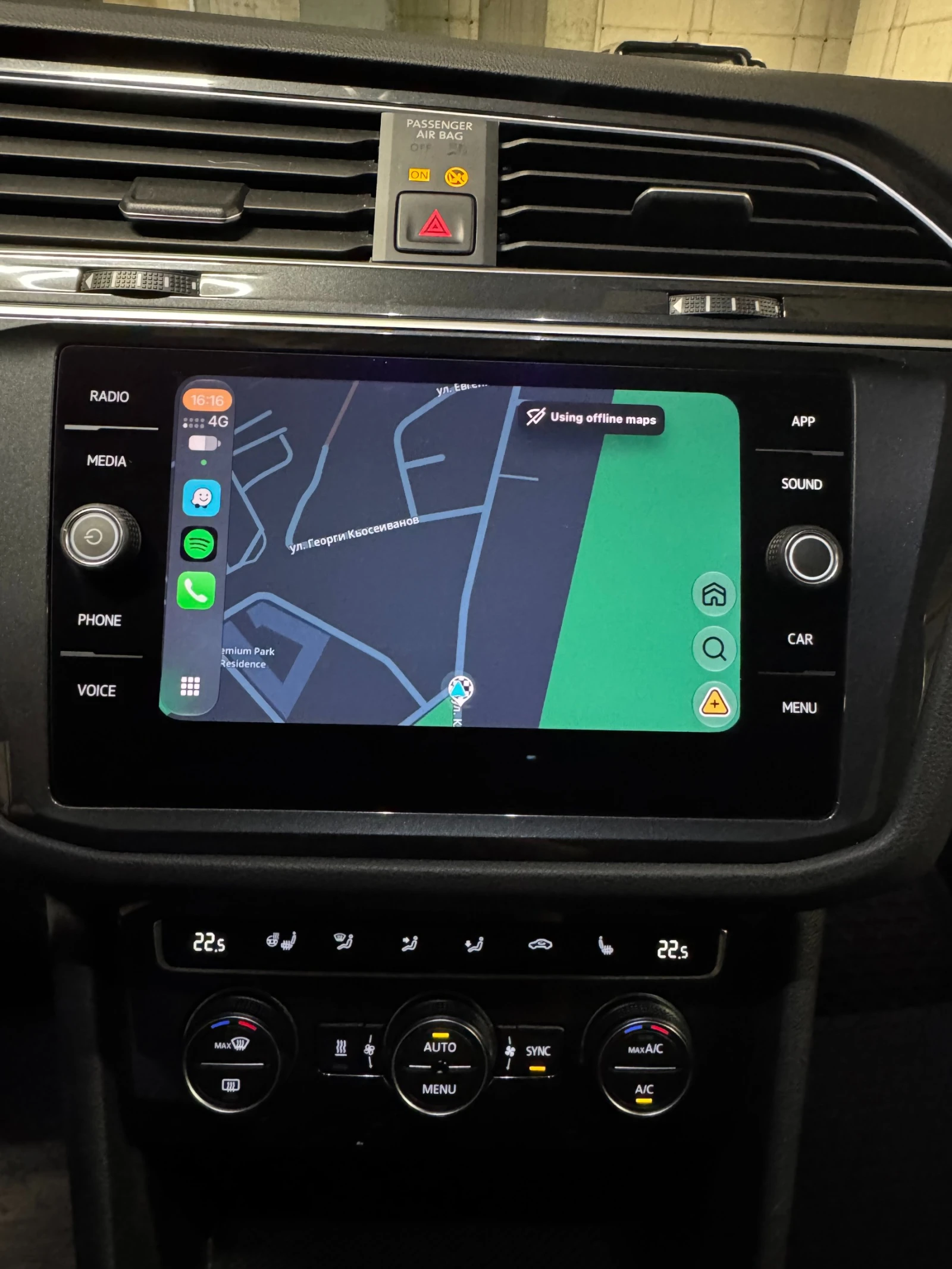 VW Tiguan 4MOTION, снимка 10 - Автомобили и джипове - 56250856