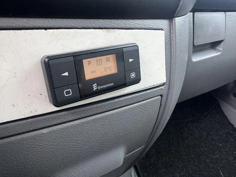 VW Crafter 7местен, клима, печка 256000км!!!, снимка 10 - Бусове и автобуси - 53083713