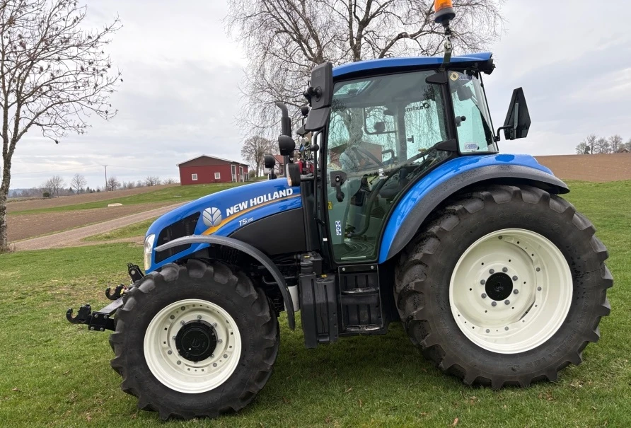 Трактор New Holland T5.115