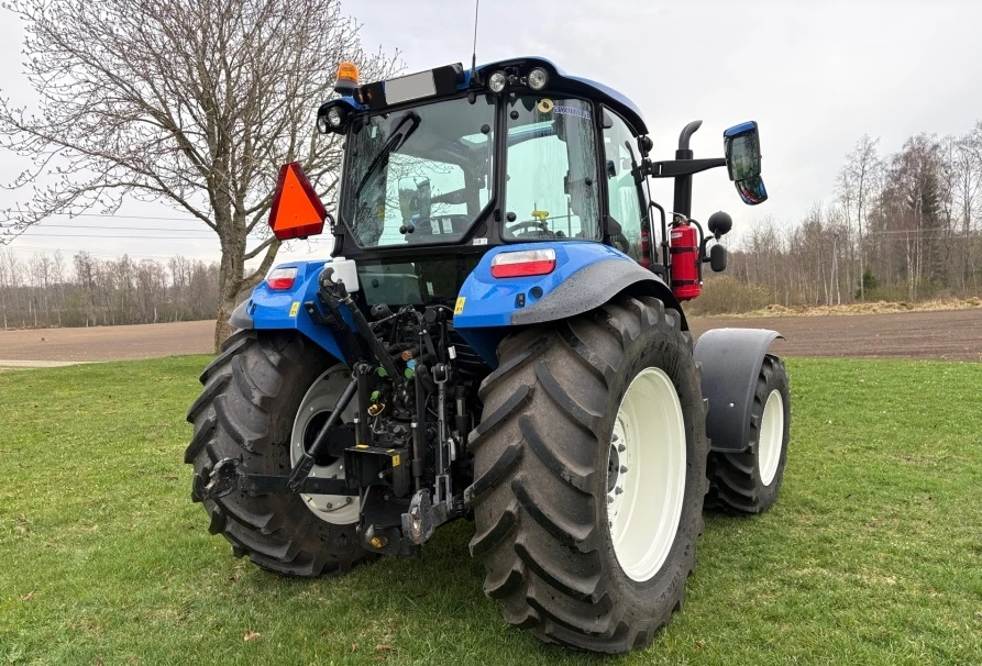 Трактор New Holland T5.115, снимка 2 - Селскостопанска техника - 54914350