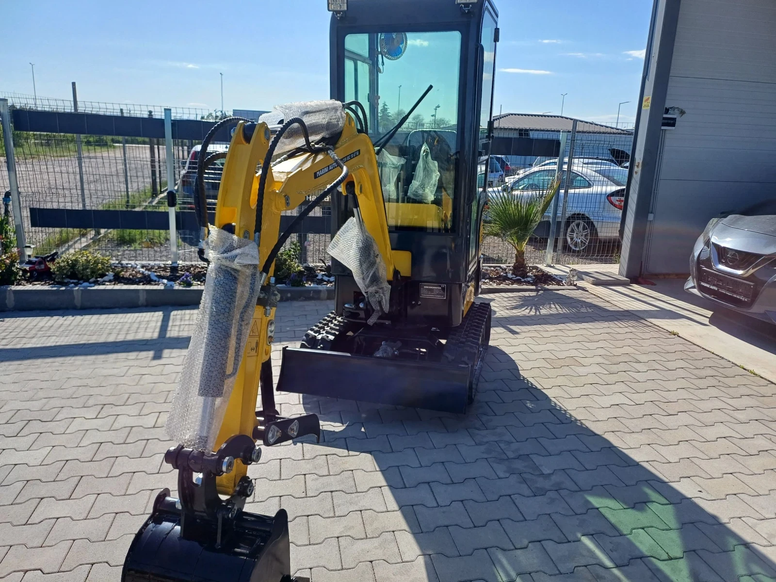 Багер ABG CM12 1.2t  Чисто нови  - изображение 3