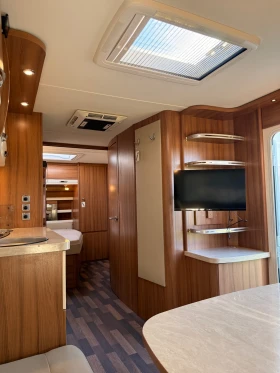 Каравана Tabbert Bellini 620 Автономна, три солара инвертор и още, снимка 11