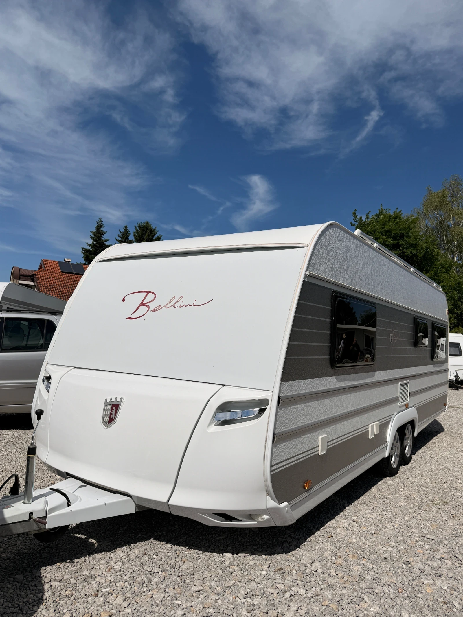 Каравана Tabbert Bellini 620 Автономна, три солара инвертор и още