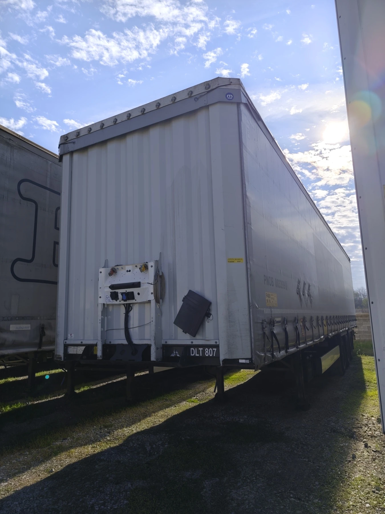 Полуремарке Krone Profi Liner SD