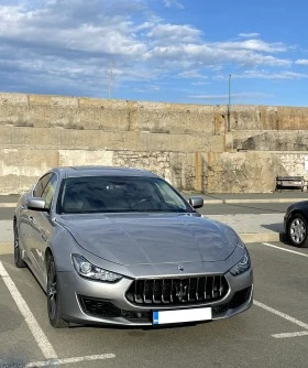 Maserati Ghibli SQ4 4x4 РЕГИСТРИРАН* КАСКО* Keyless* PANORAMA, снимка 9