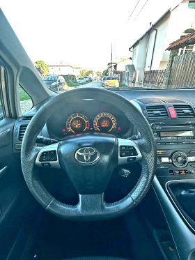 Toyota Auris 2.0 D-4D 126 к.с.Facelift / Keyless Go, снимка 12