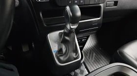 Hyundai Staria Modern* BLIND SPOT* ПОДГРЕВ ВОЛАН* КРАЙНА ЦЕНА, снимка 9