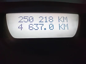 Renault Megane - 2500 € / 4889.57 лв. - 17549973 9