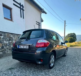 Toyota Auris 2.0 D-4D 126 �.�.Facelift / Keyless Go | Mobile.bg � ����� ������ 3