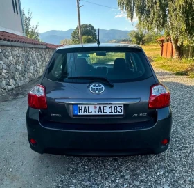 Toyota Auris 2.0 D-4D 126 �.�.Facelift / Keyless Go | Mobile.bg � ����� ������ 7